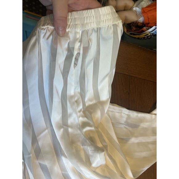 Vintage Reflections By Spiegel Pajama Set White Pants Long Sleeve Size Small - Picture 3 of 15